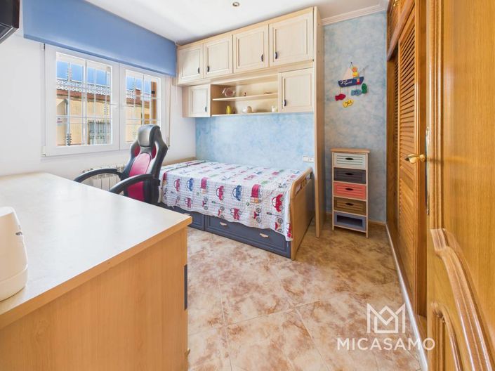 Image No.5-5 Bed Villa for sale