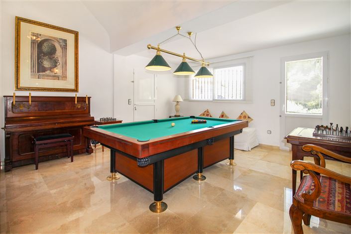 Image No.17-5 Bed Villa for sale