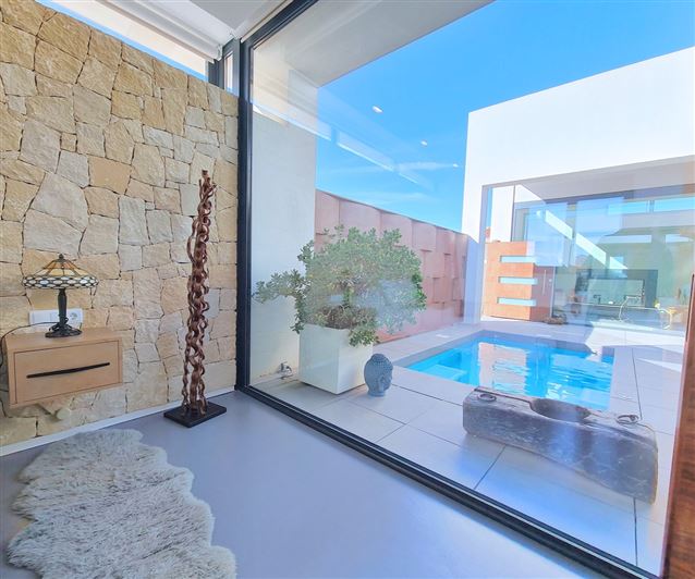 Image No.32-3 Bed Villa for sale