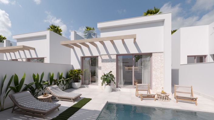 Image No.1-3 Bed Villa for sale