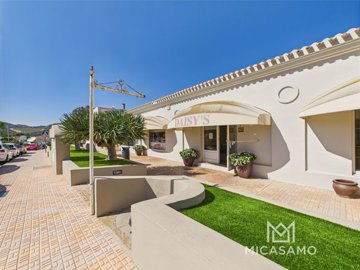 2076largecommercialunitinlamangaclub200525122