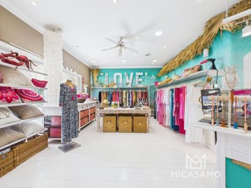 2076largecommercialunitinlamangaclub200525122