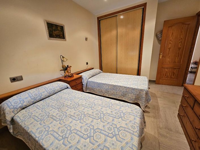 Image No.17-3 Bed Villa for sale