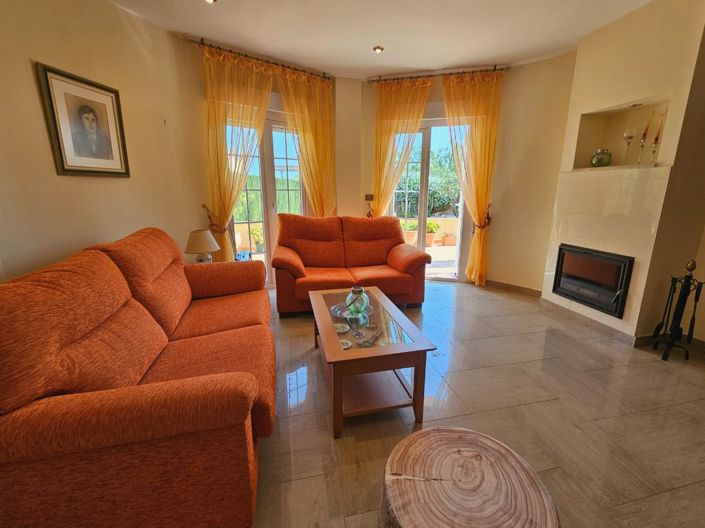 Image No.8-3 Bed Villa for sale