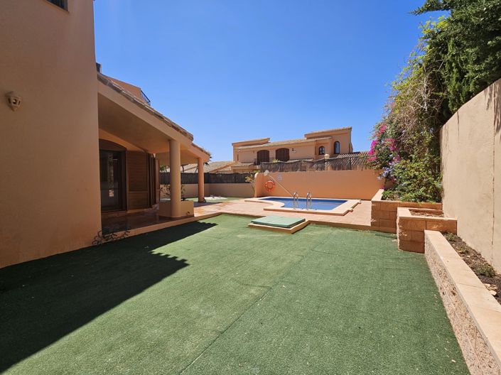 Image No.11-3 Bed Villa for sale