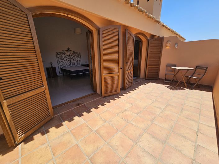 Image No.19-3 Bed Villa for sale