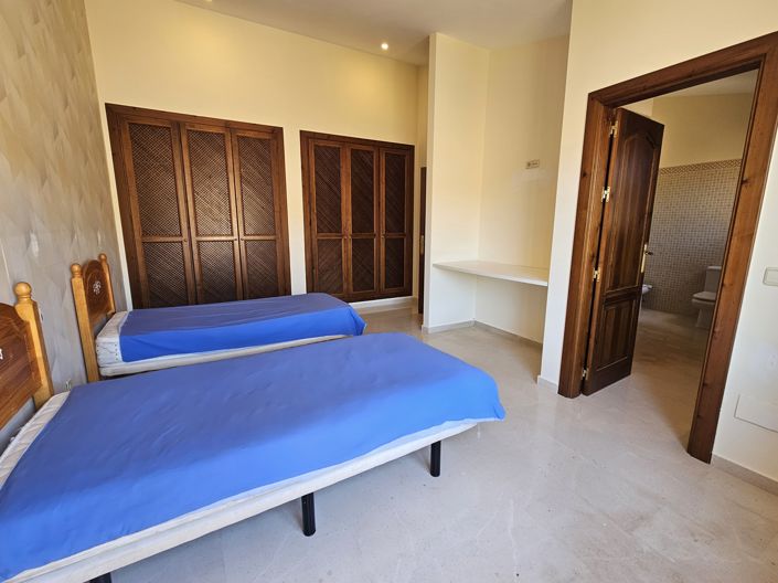 Image No.25-3 Bed Villa for sale