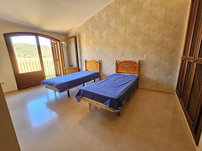 Image No.26-3 Bed Villa for sale