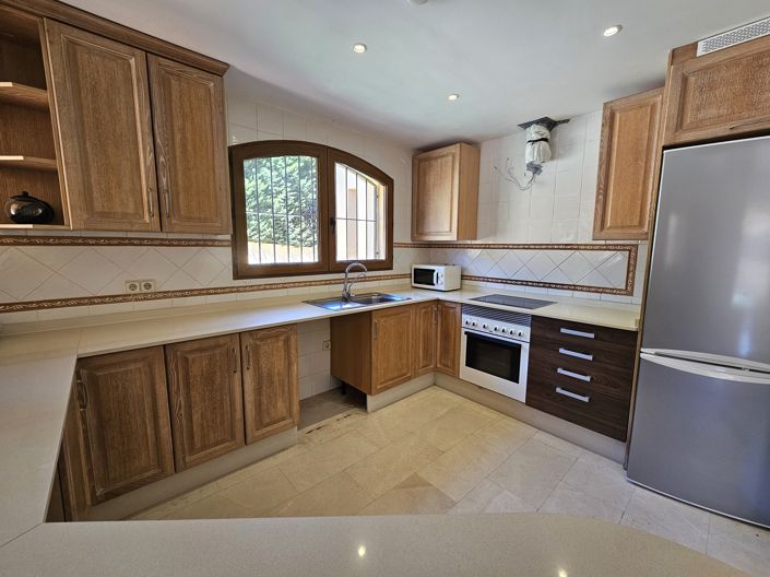 Image No.5-3 Bed Villa for sale