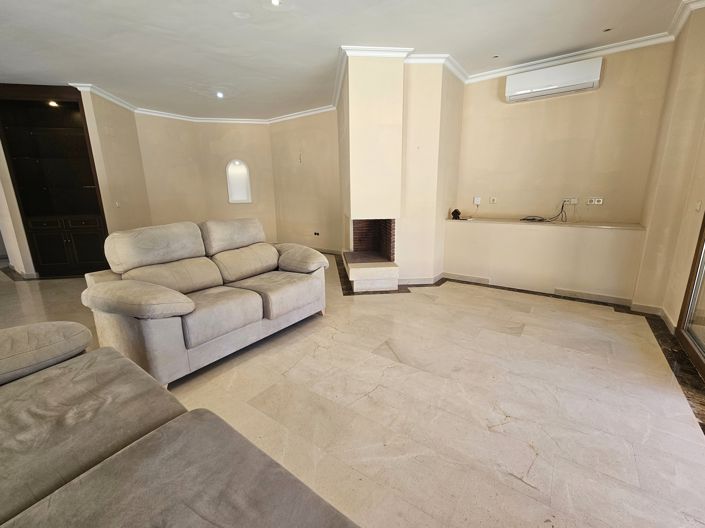 Image No.8-3 Bed Villa for sale