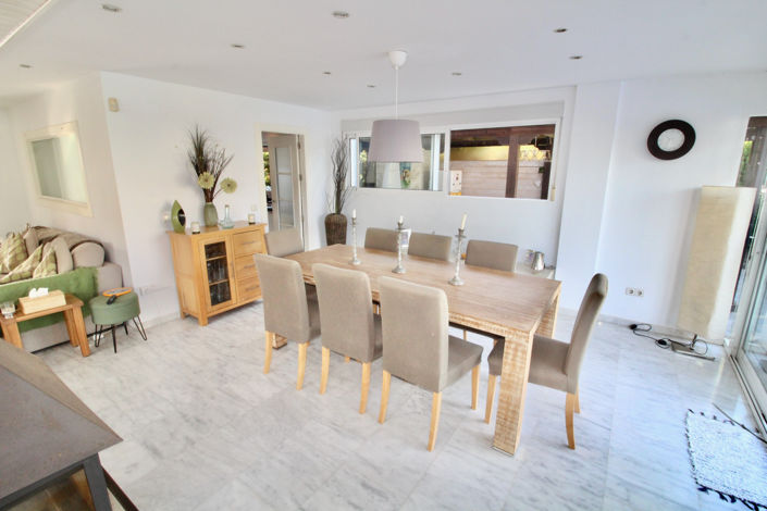 Image No.6-5 Bed Villa for sale