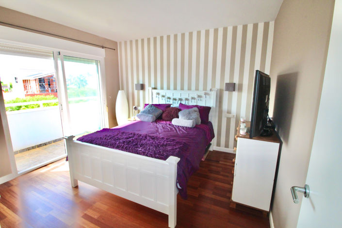 Image No.15-5 Bed Villa for sale