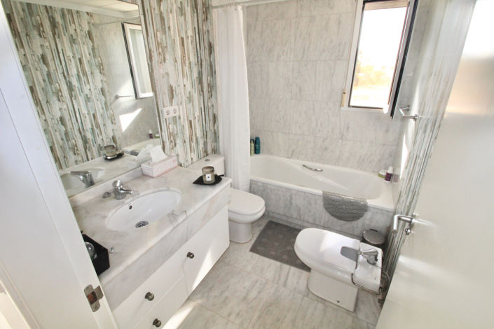 Image No.22-5 Bed Villa for sale