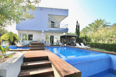 9201charmingvillaforsaleonkm18oflamangastrip2