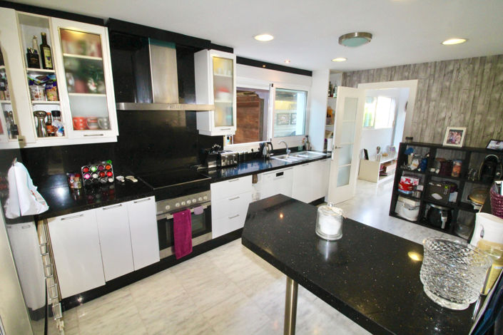 Image No.7-5 Bed Villa for sale