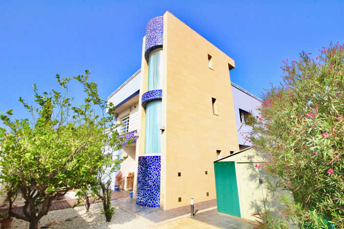 Image No.37-5 Bed Villa for sale