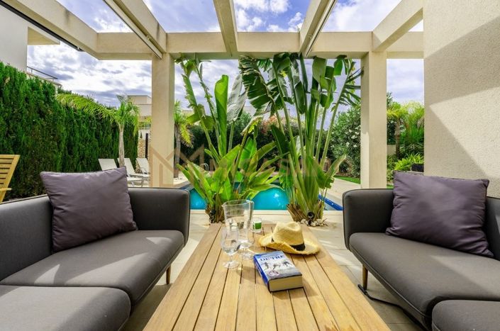 Image No.3-5 Bed Villa for sale