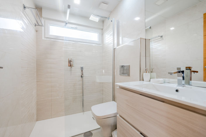 Image No.11-5 Bed Villa for sale