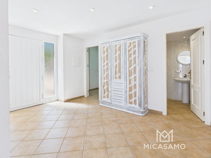 Image No.11-2 Bed Apartment for sale