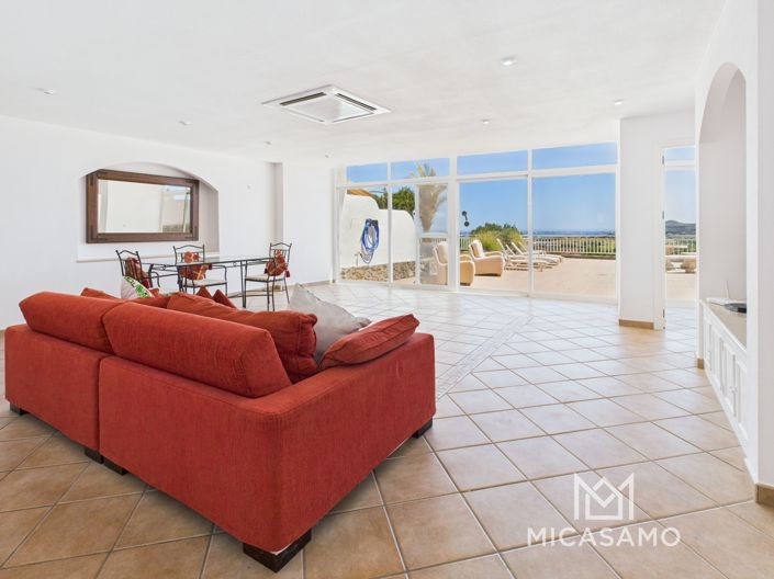 Image No.12-2 Bed Apartment for sale