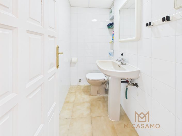 Image No.10-Commercial for sale