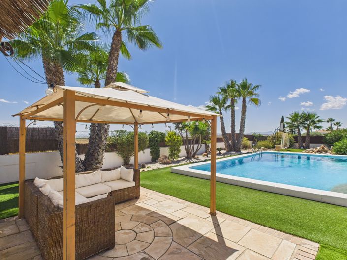 Image No.20-6 Bed Villa for sale