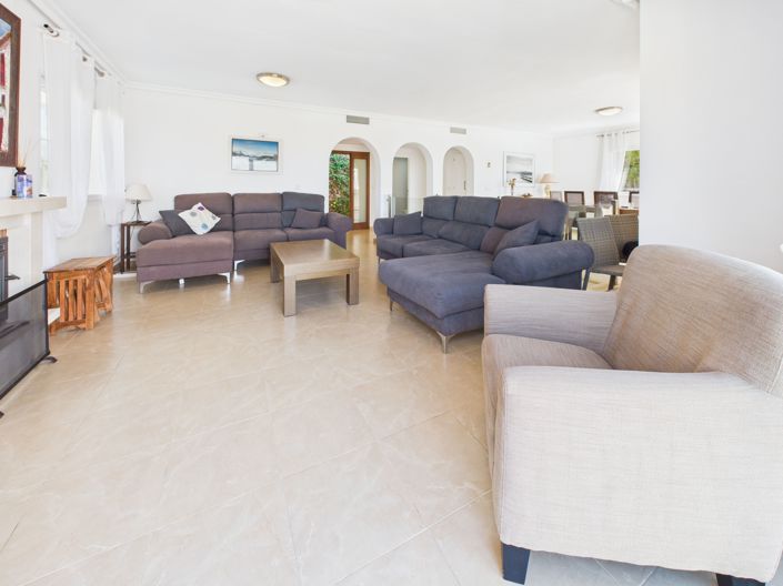 Image No.24-4 Bed Villa for sale