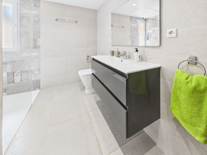 Image No.27-4 Bed Villa for sale