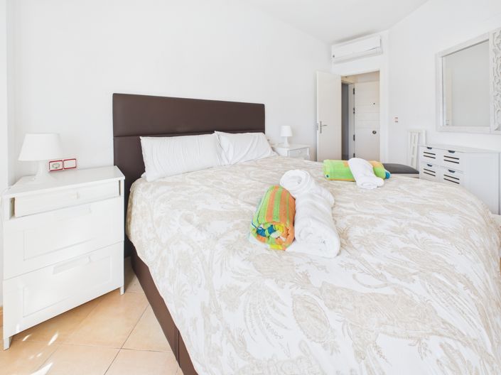 Image No.10-1 Bed Apartment for sale