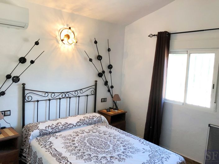 Image No.5-2 Bed Villa for sale