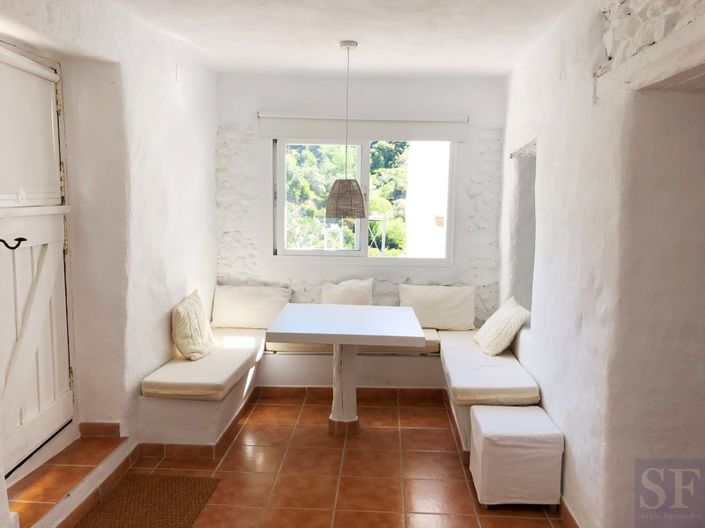 Image No.3-1 Bed Townhouse for sale