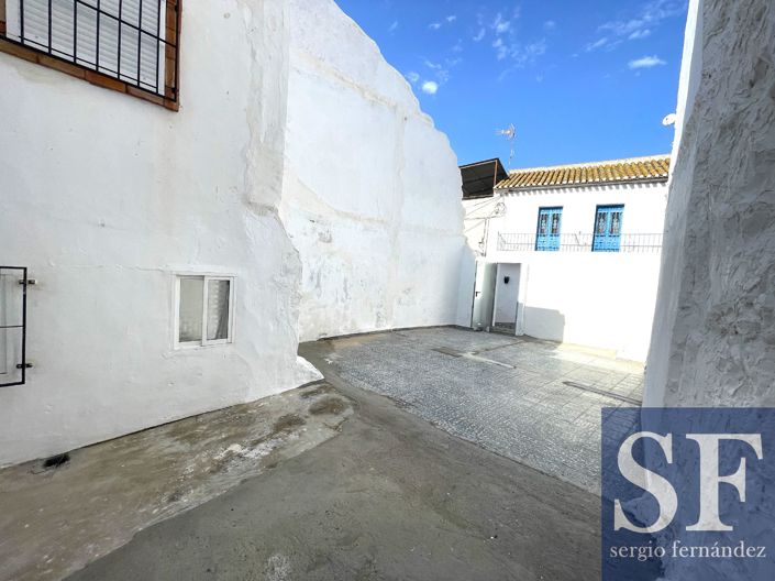 Image No.4-Townhouse for sale