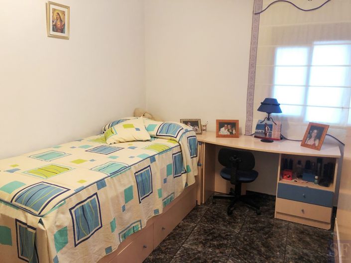 Image No.10-5 Bed Townhouse for sale