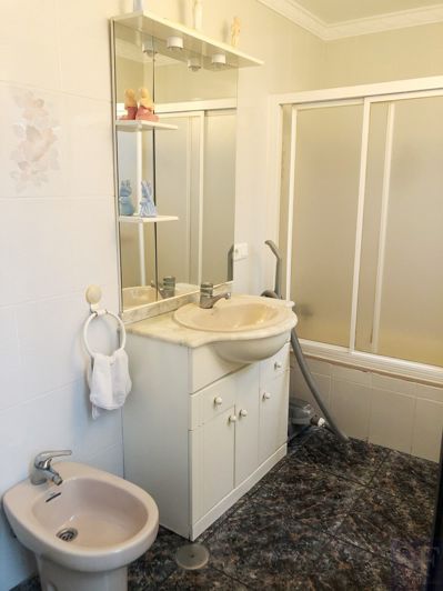 Image No.13-5 Bed Townhouse for sale