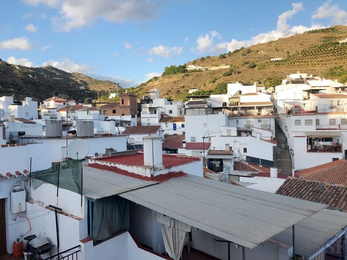 Image No.20-5 Bed Townhouse for sale