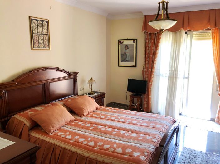 Image No.5-3 Bed Villa for sale