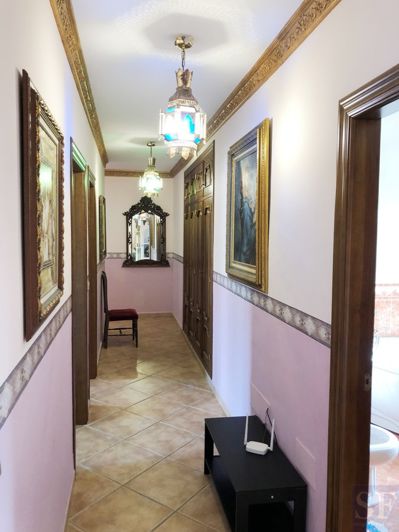 Image No.8-4 Bed Villa for sale