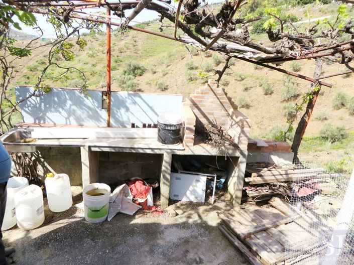 Image No.9-1 Bed Country House for sale