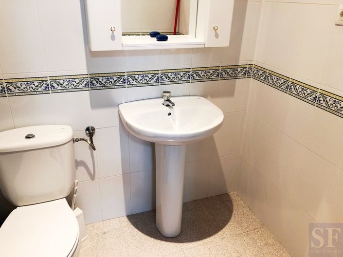 Image No.9-2 Bed Property for sale