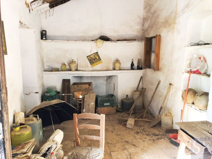 Image No.2-4 Bed Plot for sale