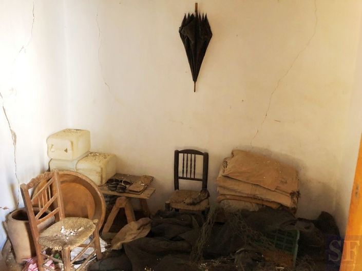 Image No.5-4 Bed Plot for sale