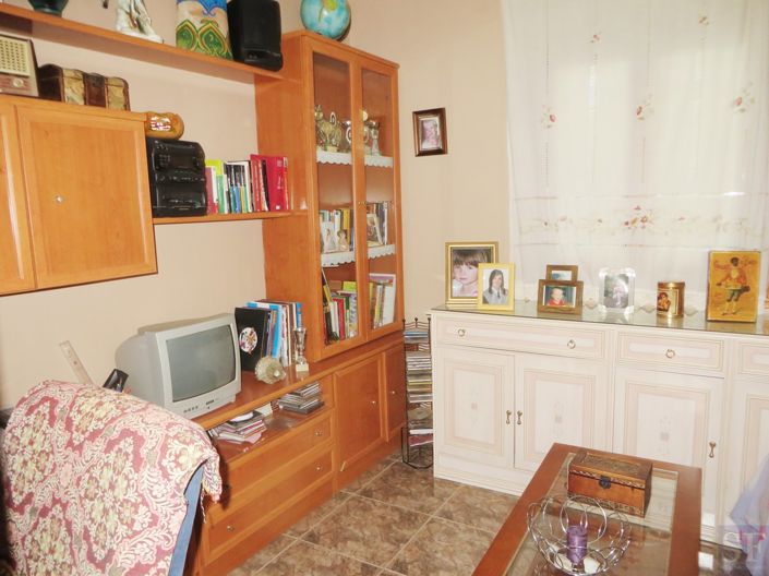 Image No.6-3 Bed Townhouse for sale