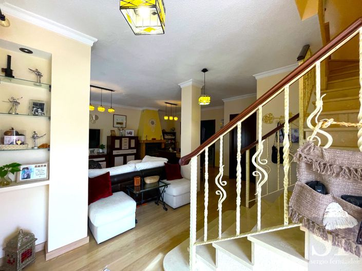 Image No.3-3 Bed Townhouse for sale