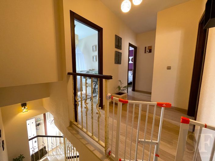 Image No.7-3 Bed Townhouse for sale