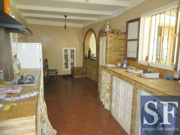 Image No.3-7 Bed Townhouse for sale