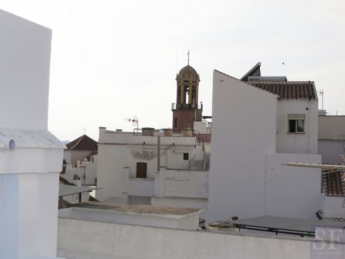 Image No.12-4 Bed Townhouse for sale