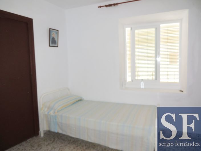 Image No.5-2 Bed Townhouse for sale