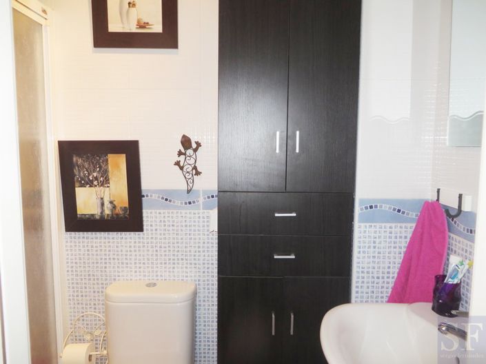 Image No.8-4 Bed Townhouse for sale