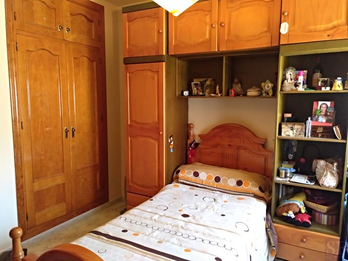 Image No.8-6 Bed Townhouse for sale