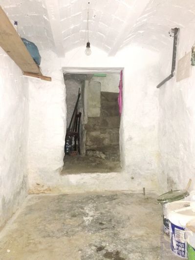 Image No.7-2 Bed Townhouse for sale